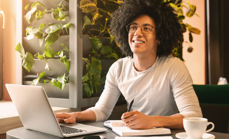 Novas regras de saúde mental e ergonomia: prepare sua empresa