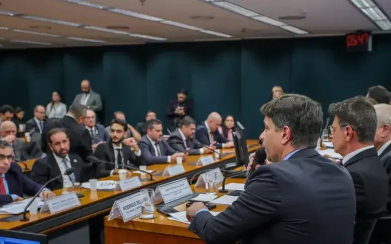 Sebrae defende aumento do teto do MEI na Câmara
