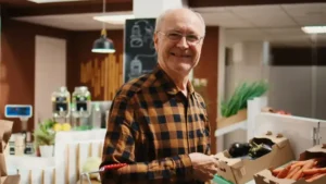 Formalização triplica renda de empreendedores 60+, aponta Sebrae