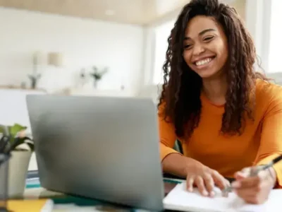 75% dos pequenos negócios usam computador no Brasil