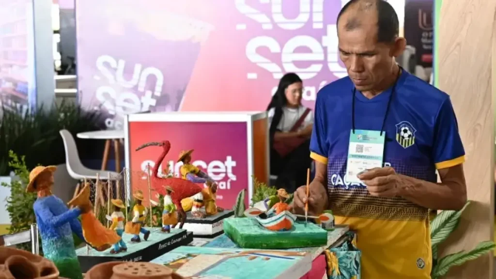 Espaço Plural destaca diversidade em feira no Maranhão